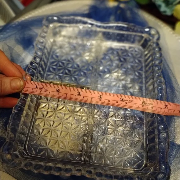Small Rectangular Crystal Dish - Picture 2 of 5